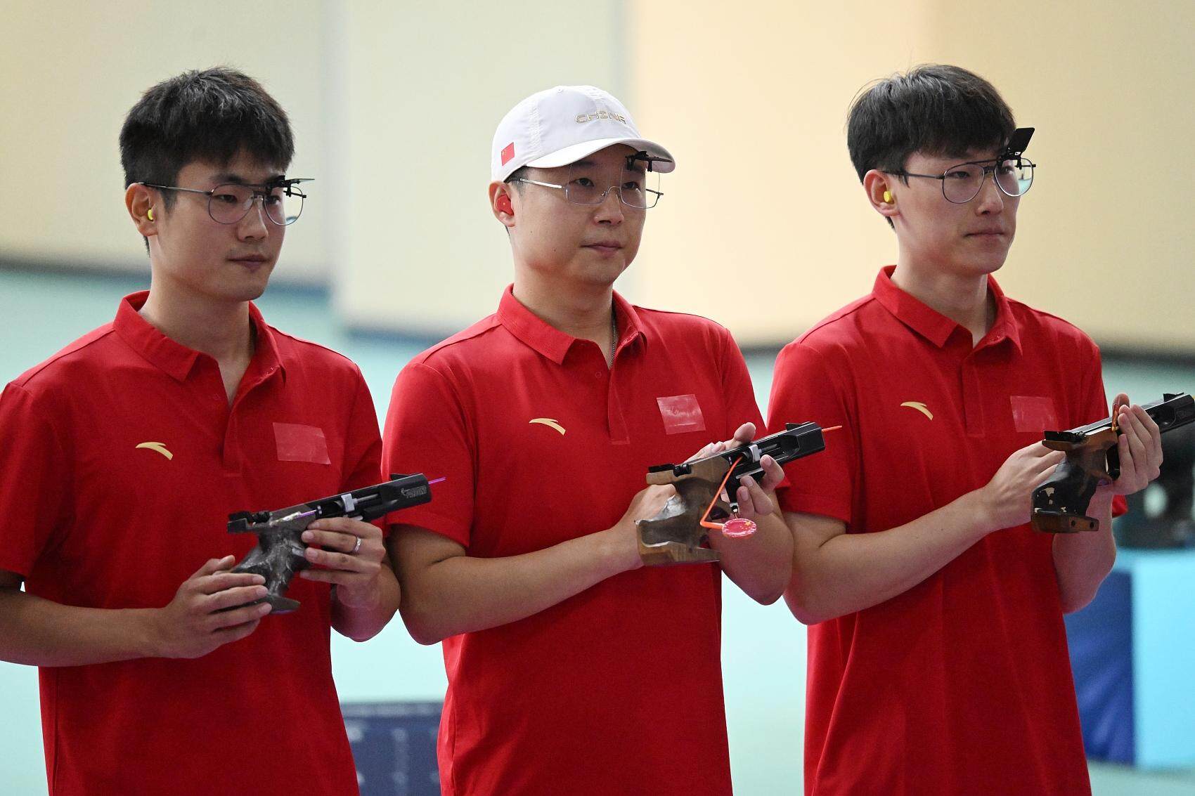 不错的表现, 有一些困难, 十五运会人