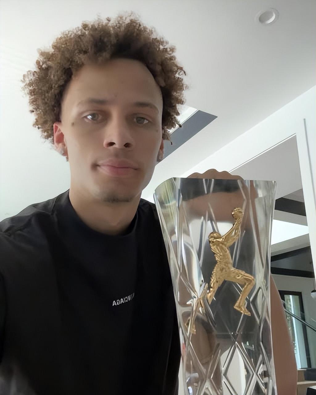 尔斯与明星, cjd, http